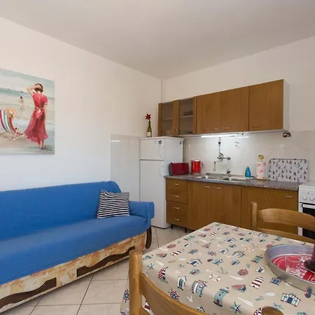公寓 By The Sea Vinisce, Trogir - 16416